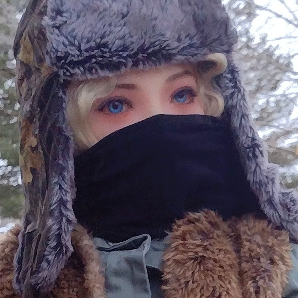 40012_Hanna in the Icebox 01.jpg